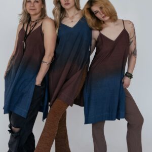 Tunikų kolekcija „RAMI JŪRA“ - Tunika Nr. 1 - „Baltų bangų aušra“